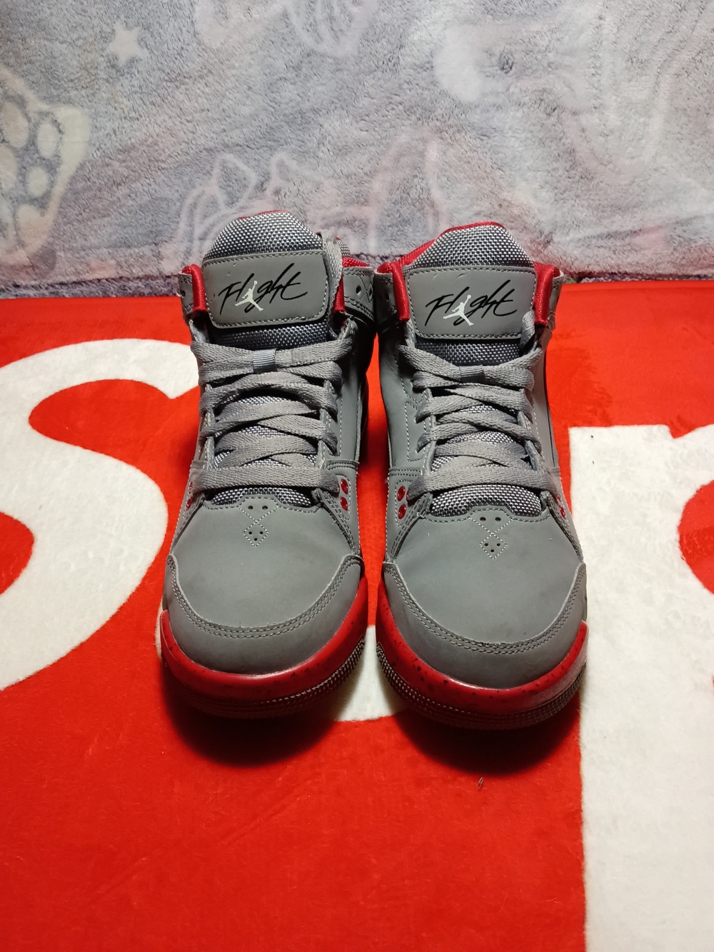 Nike Air Jordan Flight Club 80s GS Cool Grey Gym Red 599606-005 Size 5Y / Women